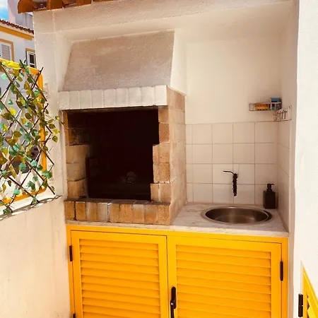 House In Surf And V2 * Rogil